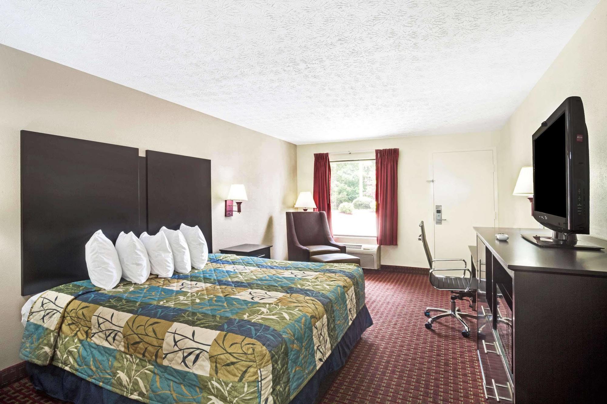 Days Inn By Wyndham Douglasville-Atlanta-Fairburn Road Exterior photo
